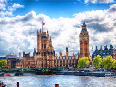 英国留学热度上涨 申请难度水涨船高