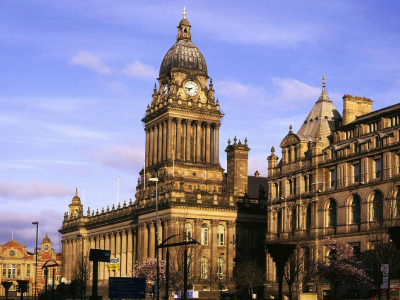 【澳晟资讯】考虑全家拿英国永居?以下几种方式不要错过了!